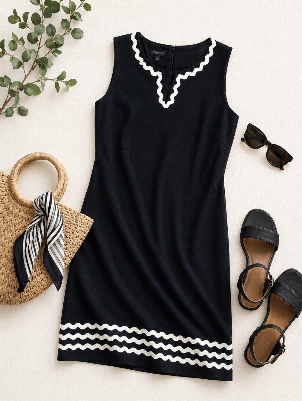Talbots Black W/white Ric Rac Coastal Career Sleevelesss Shift Dress. Ladies 4p